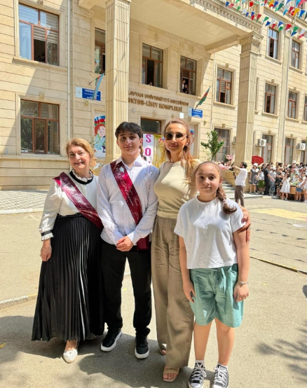 Azərbaycanlı aparıcının oğlu məzun oldu