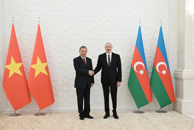 Rəsmi qarşılama mərasimindən - Fotolar