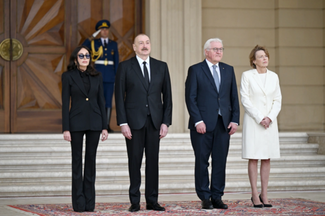 Azərbaycan və Almaniya prezidentləri Heydər Əliyev Mərkəzindəki konsertdə iştirak ediblər