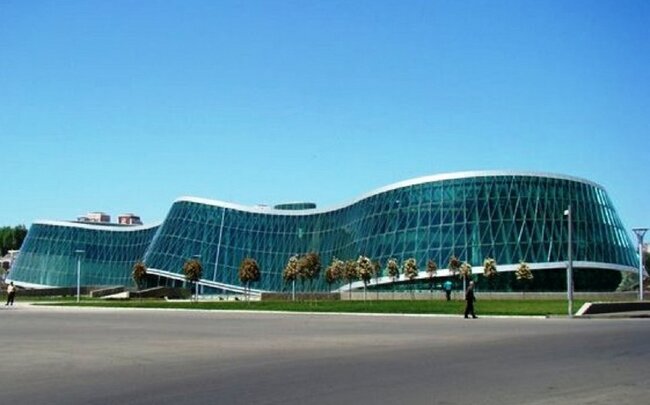 Əcnəbilərin Gürcüstanda işləməsinə məhdudiyyət qoyula bilər