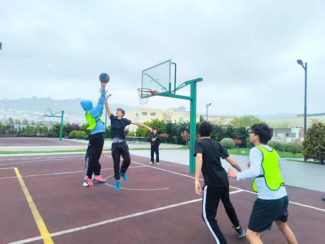 Paytaxtın abad məhəllələrində basketbol yarışları keçirilir