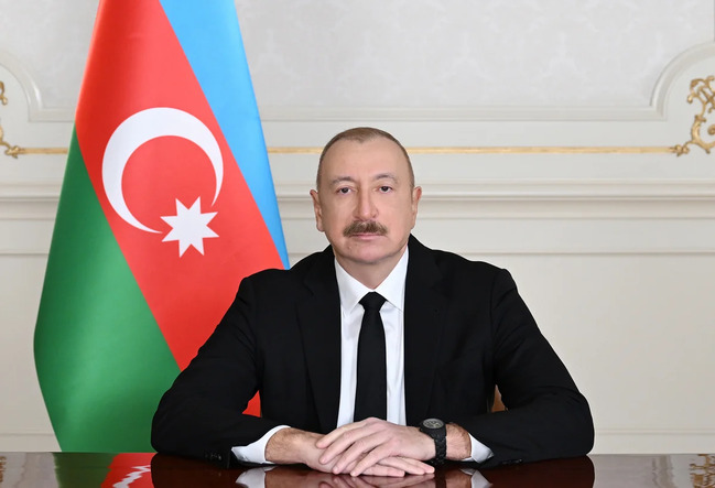 İlham Əliyevin sosial şəbəkə hesablarında Dövlət Suverenliyi Günü ilə bağlı paylaşım edilib - Foto