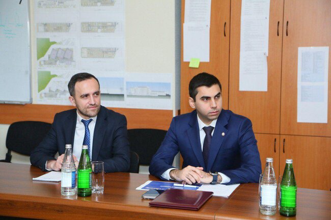 Rövşən Məmmədov Numrəddin Hüseynov ilə görüşüb