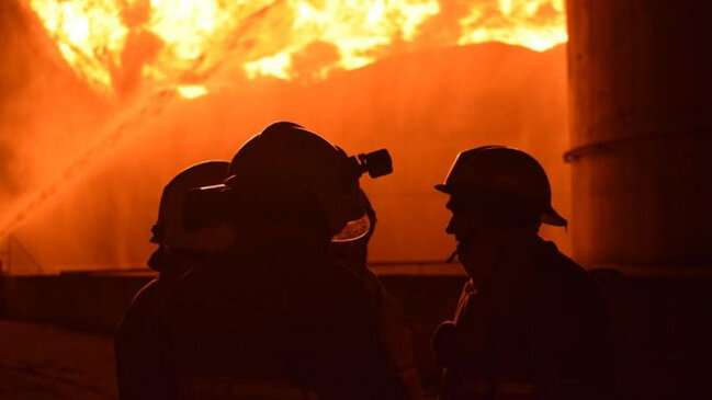 Lənkəranda oğrular mürəbbə yeyib evi yandırdılar - İDDİA