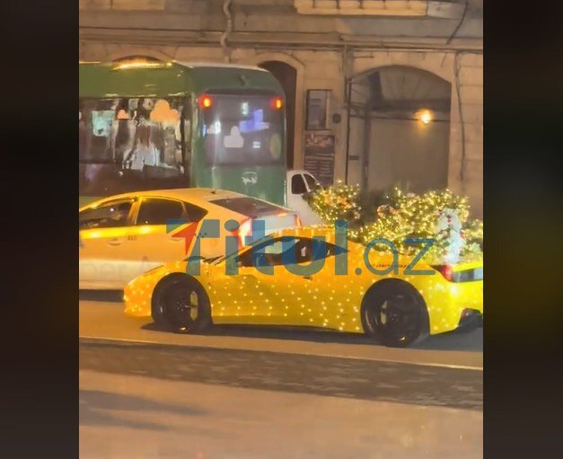 Bakının mərkəzində hər kəsin diqqətini çəkən bu lüks avtomobil GÖRÜN KİMİN İMİŞ - FOTO