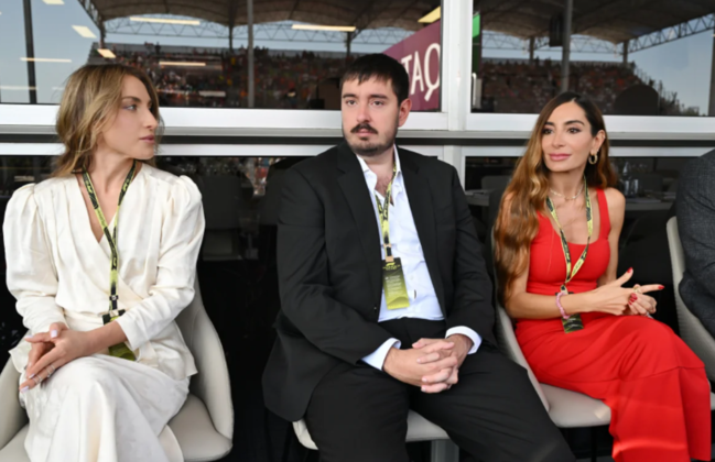 İlham Əliyev və Mehriban Əliyeva "Formula-1" Azərbaycan Qran-prisinin əsas yarışına baxıblar - FOTO+YENİLƏNİB