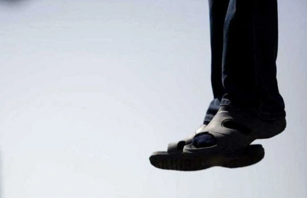 İsmayıllıda kişi özünü elektrik naqili ilə asdı