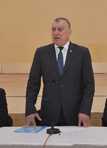 İcra başçısına etiraz məktubunu deputata belə oxutdurdu (FOTO)