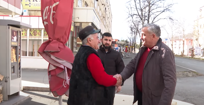 40 il sonra Xankəndidə yenidən görüşdülər! MARAQLI DİALOQ - VİDEO