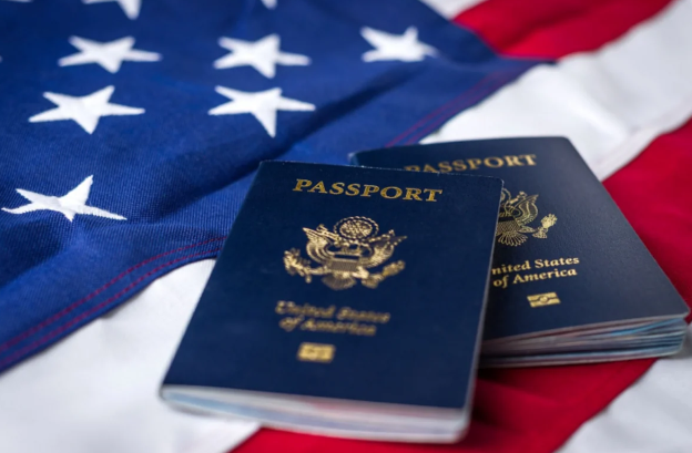 ABŞ vətəndaşlıqdan imtina üçün ödənişləri 80 faiz azaltdı