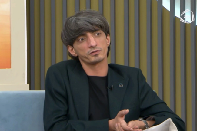 Balaəli 34000 AZN-lik saatı ilə gündəm oldu