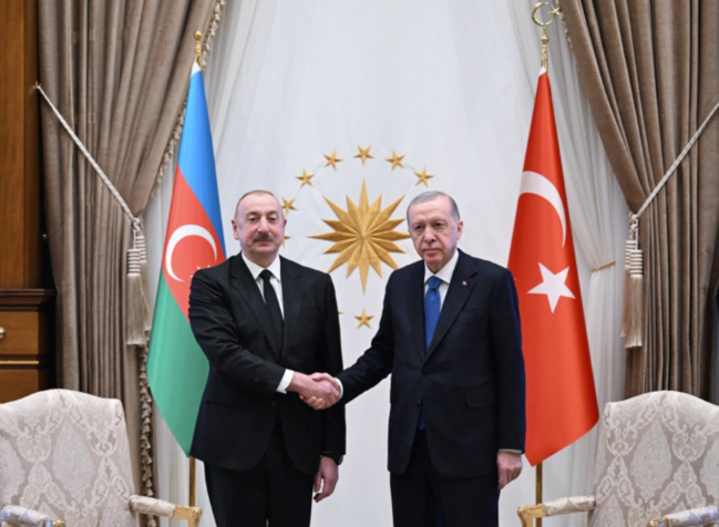 İlham Əliyevin Türkiyə Prezidenti Rəcəb Tayyib Ərdoğan ilə təkbətək görüşü başlayıb