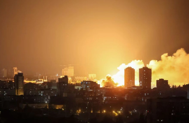 KİV: Rusiya yaxın zamanlarda Kiyevdəki hökumət binalarını vura bilər