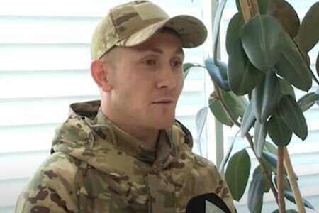 Suqovuşana bayraq sancan igidimiz: "Həm şərəfli, həm məsuliyyətli, həm də təhlükəli işdir" - FOTO/VİDEO