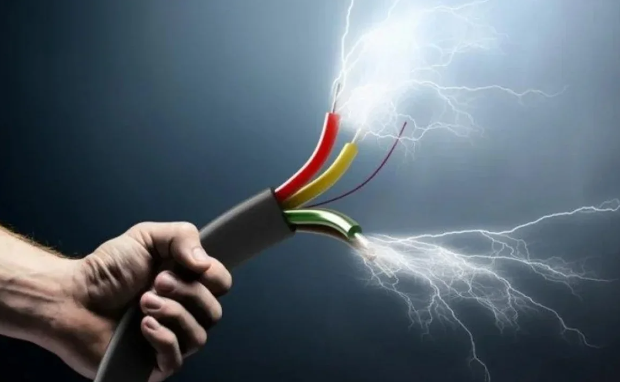 Masazırda qadın faciəli şəkildə öldü