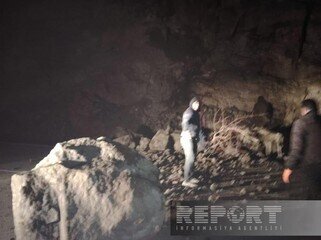Naxçıvanda qaya uçqunu baş verib