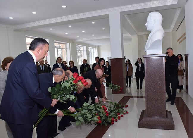 Sumqayıt Dövlət Universitetində "Sumqayıtlı gənc elçilər: Qərbi Azərbaycana qayıdış"mövzusunda konfrans keçirilib