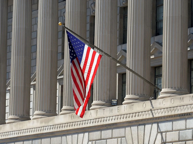 ABŞ İsrail, Qətər və BƏƏ-dəki vətəndaşlarına sığınacaqlarda qalmağı tövsiyə edir