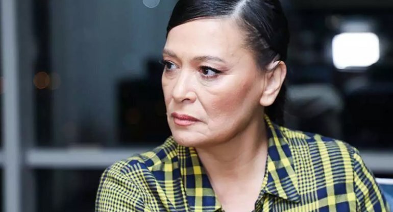 Əməkdar artist: "Ata-anam lal-kar olduğuna görə məni almadılar" (VİDEO)