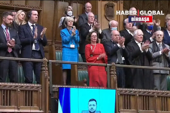 Zelenski Britaniya parlamenti qarşısında çıxış edib - VİDEO