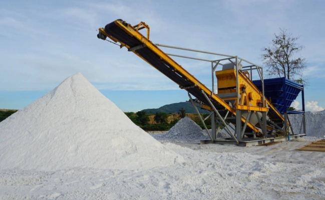 Azərbaycan gips və anhidrit istehsalını 14 % artırıb