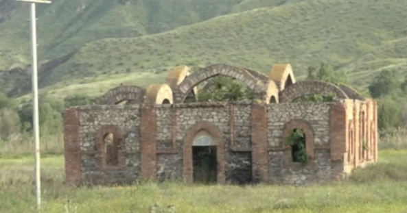 Erməni barbarlığına tuş gələn Qubadlı məscidi - VİDEO