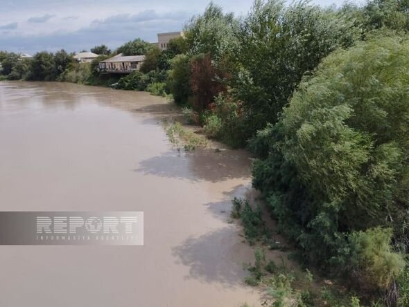 Kür çayında suyun səviyyəsi qalxıb - FOTO