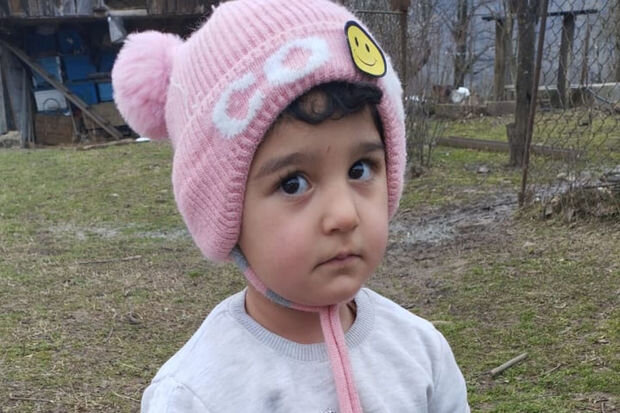 İki yaşlı Dənizin dəstəyə ehtiyacı var: "Müalicələrini davam etdirməyə imkanımız yoxdur" - FOTO