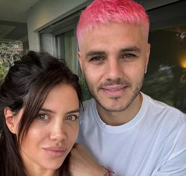 İkardi 8 Marta görə saçlarını çəhrayıya boyadı - FOTO