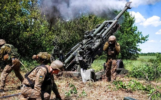 "Bloomberg": Avropa ölkələri Ukraynaya göndərmək üçün ABŞ-dən silahlar almaq istəyir