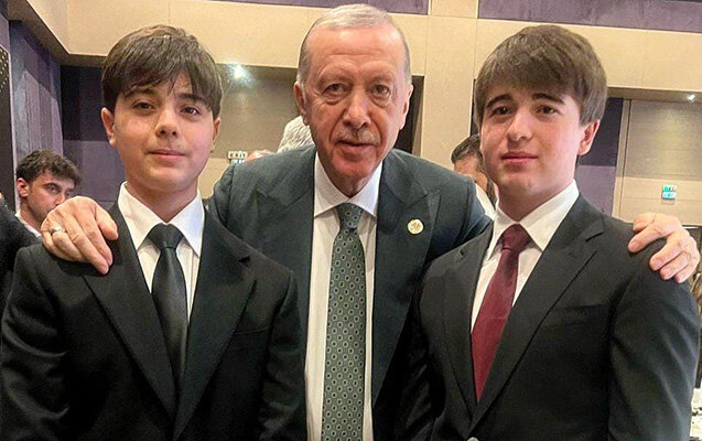 Prezidentin nəvələri Ərdoğanla - Foto