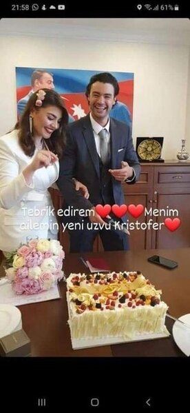 Azərbaycanlı gəlini olan və 5 dəfə evlənən Van Dammın ailəsində XOŞ GÜN - FOTO