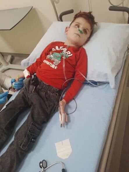 Beş yaşlı Emin dünya işığına həsrət qalıb: Göz əməliyyatı üçün dəstəyə ehtiyacı var - FOTO