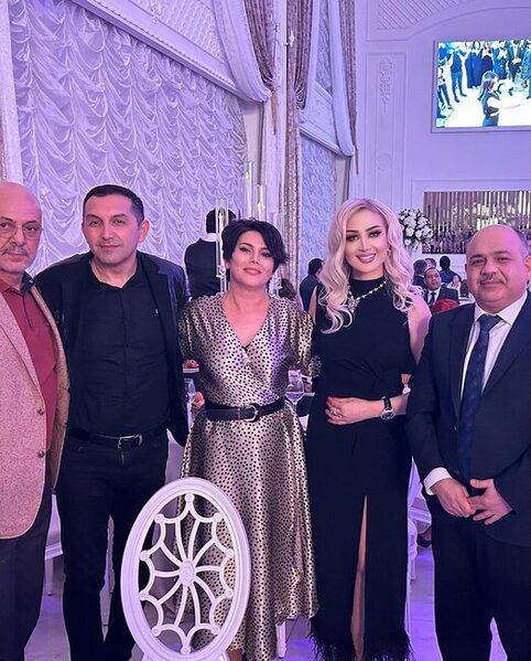 Əməkdar artist qızına toy etdi - FOTOLAR