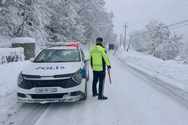 Yol polisi qarla bağlı XƏBƏRDARLIQ ETDİ