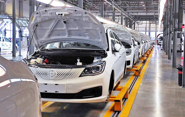 İran və Azərbaycan ixrac üçün avtomobil istehsal edəcək