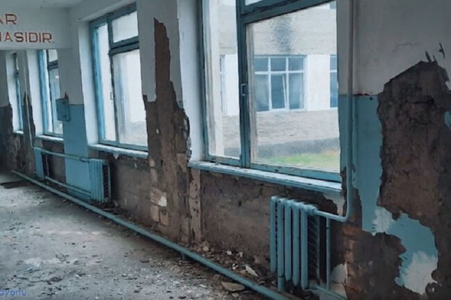 Lənkəranda iş adamından oxuduğu məktəbə jest: Öz hesabına təmir etdirir - VİDEO