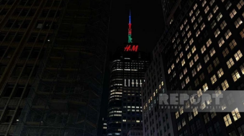 Nyu-York göydələnləri Azərbaycan bayrağı ilə işıqlandırıldı (FOTO)