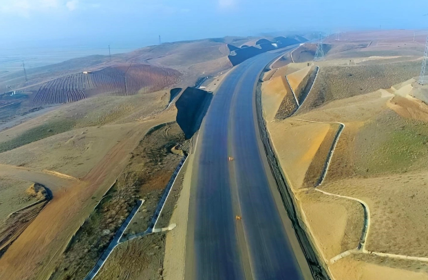 İrəvan Bakı ilə Naxçıvan arasında əlaqə üçün yolu açmağa hazırdır