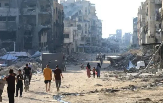 Qəzzada yüzminlərlə fələstinli təxliyə edilib