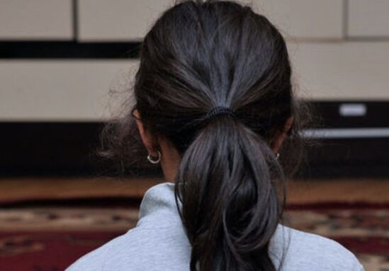 Uşaq dünyaya gətirən 13 yaşlı qızın anası ondan və nəvəsindən imtina etdi - YENİLƏNİB