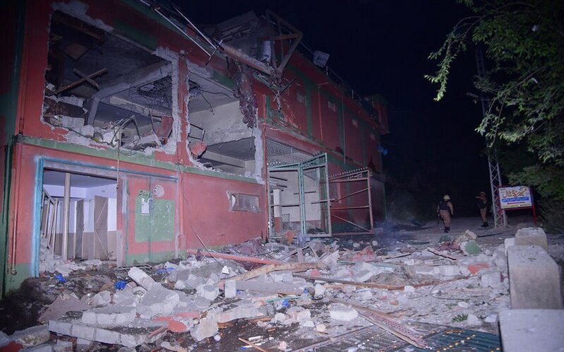 Pakistanda 31 mülki şəxs həlak olub, Hindistanda helikopter qəzaya uğrayıb