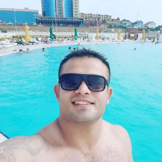 Azərbaycanda boksçu intihar edib: Toyu olacaqmış - FOTO