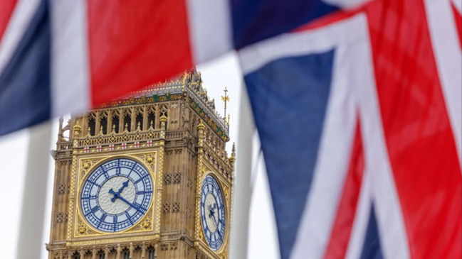 FT: Starmerin istefası üçün edilən cəhdlər Britaniyada dövlət aparatını iflic edə bilər