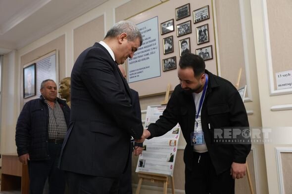 Prezidentliyə namizəd Fazil Mustafa səs verib - FOTO