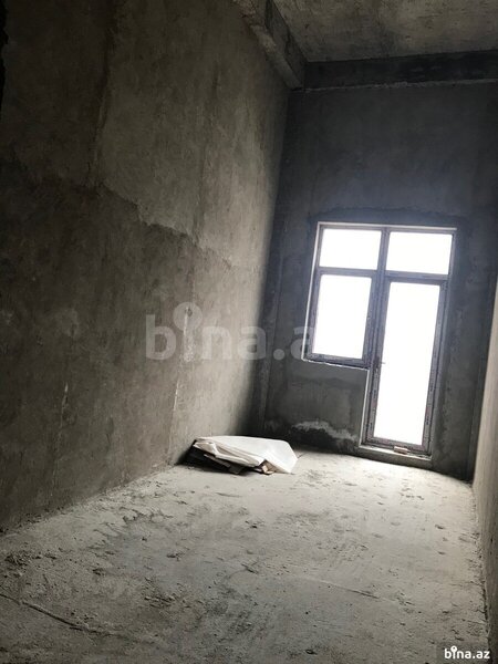 Çox təcili Xətai metrosu yaxınlığında mənzil satılır!