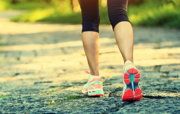 Gündə yeddi min addım atmaq həyatınızı dəyişə bilər