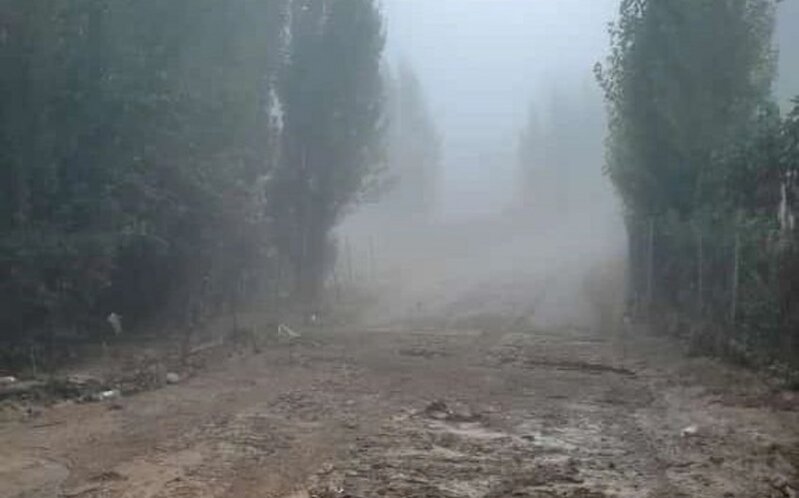 Sel suları Yardımlı-Deman-Arvana avtomobil yolunun bir hissəsini sıradan çıxarıb