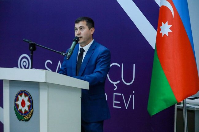 "Müasir dövrdə informasiya mühiti və sosial çağırışlar fonunda gənclər arasında mənəvi dəyərlər" mövzusunda tədbir keçirilib