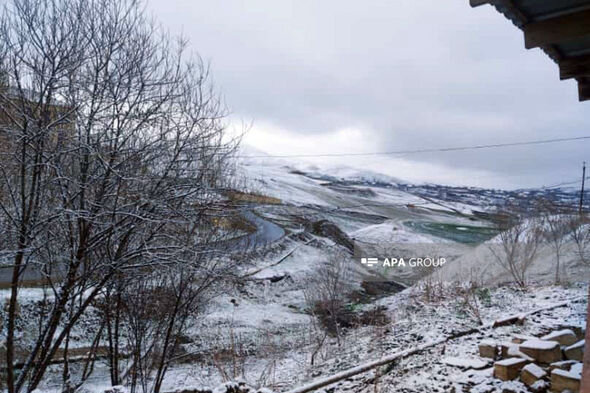 Daşkəsən və Gədəbəyə qar yağıb - FOTO
